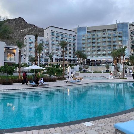 Ocean Mountain View Apartment At The Address Φουτζάυρα Εξωτερικό φωτογραφία